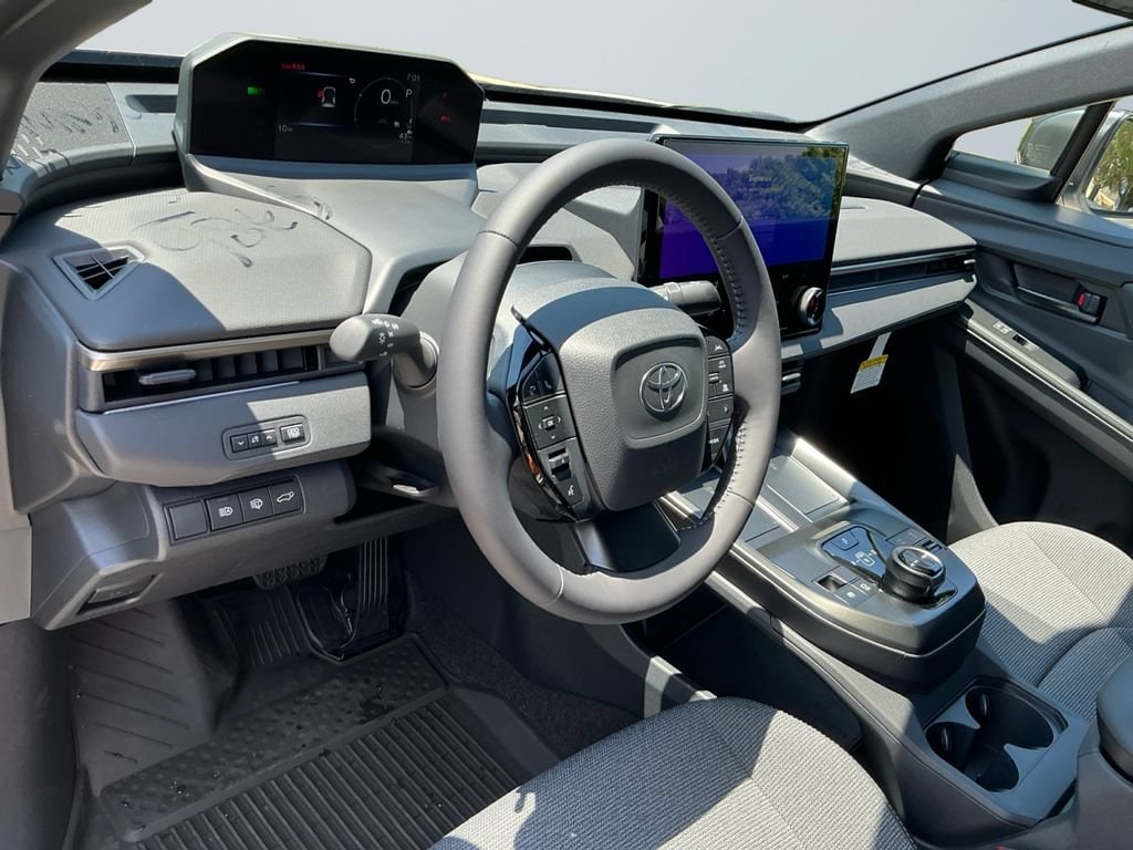 2026 Toyota bZ XLE - Photo 11