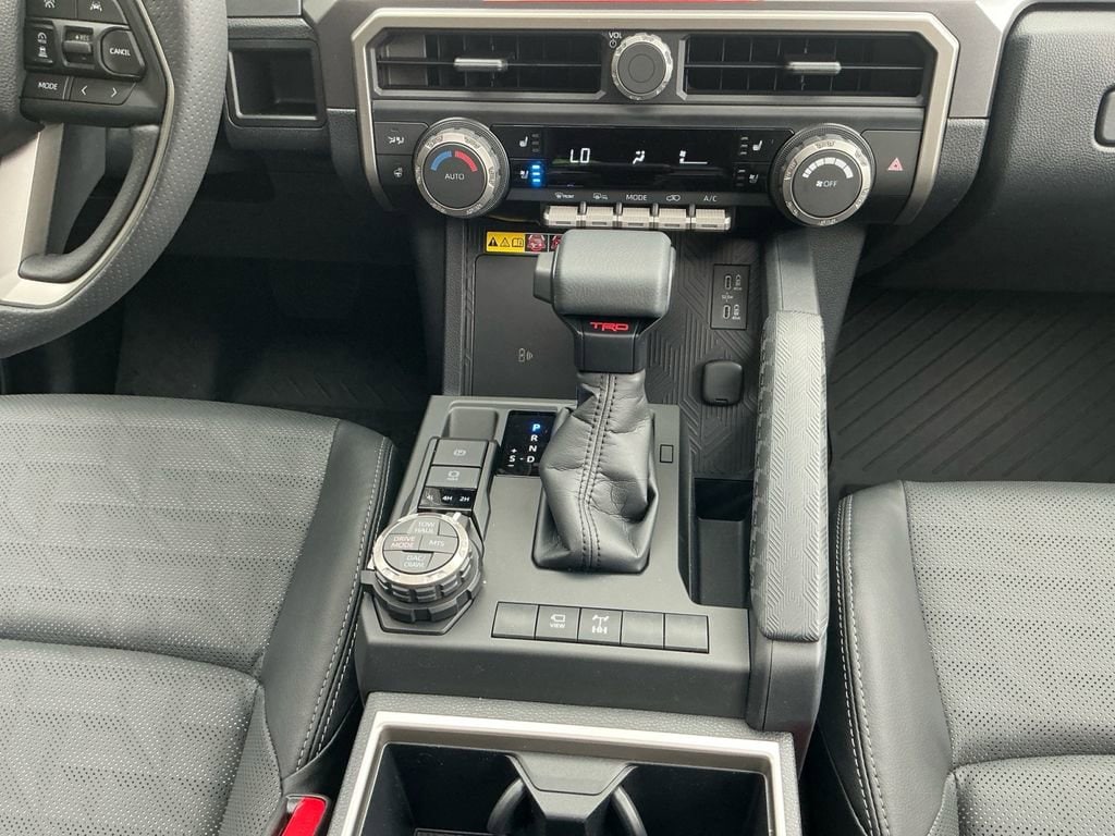 2026 Toyota 4Runner TRD Off-Road - Photo 12