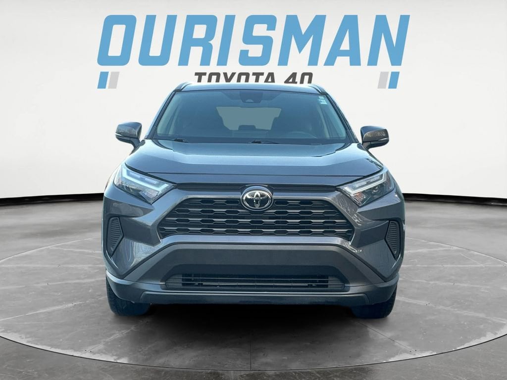 Used 2024 Toyota RAV4 XLE with VIN 2T3W1RFV0RW318921 for sale in Kansas City
