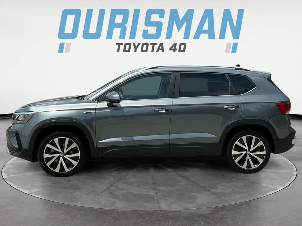 Used 2024 Volkswagen Taos 1.5T SE SUV