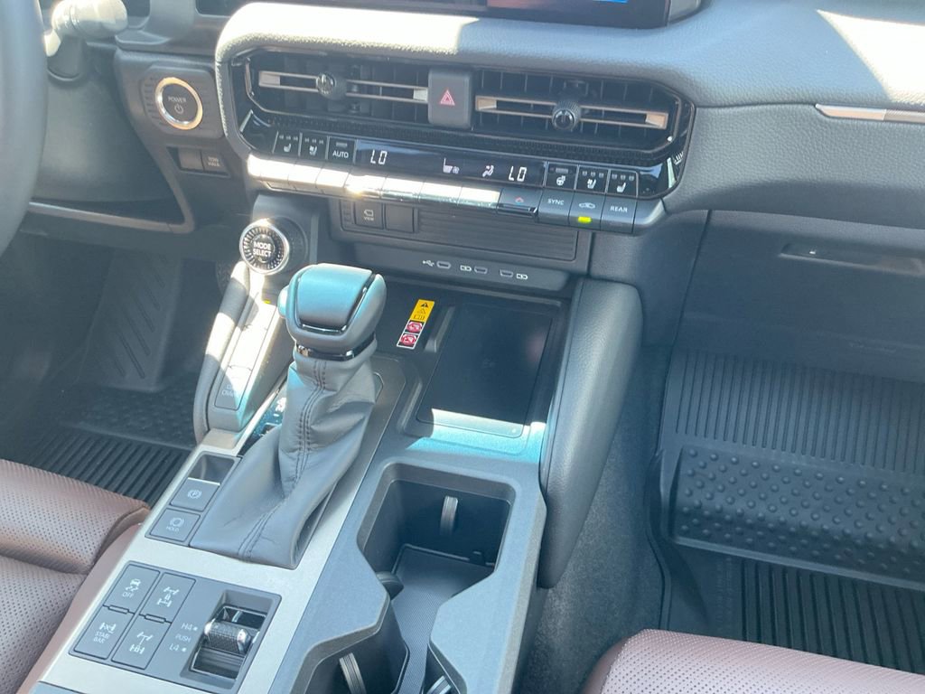 2026 Toyota Land Cruiser Base - Photo 12