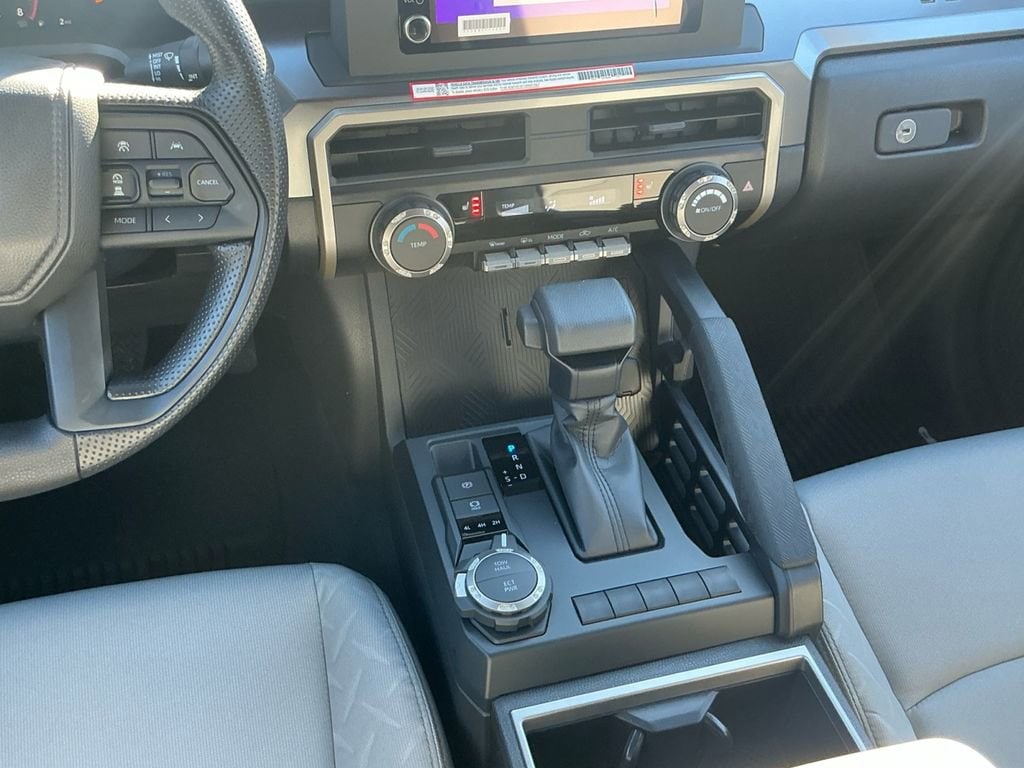 2026 Toyota Tacoma SR5 - Photo 19