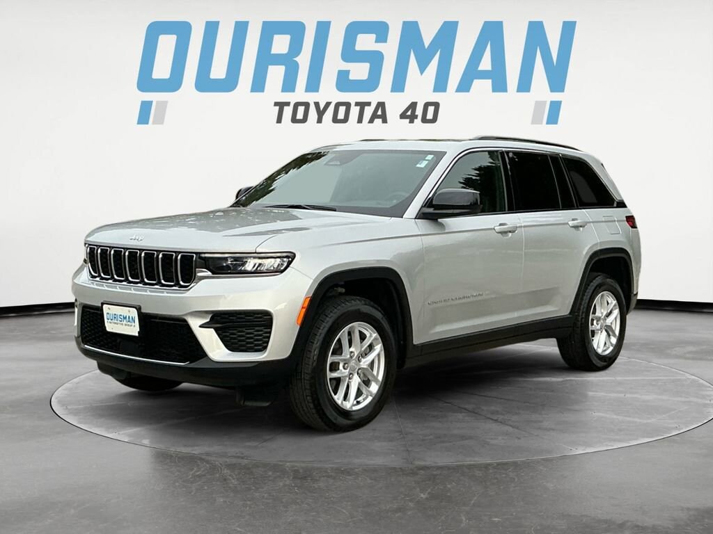 Used 2025 Jeep Grand Cherokee Laredo SUV