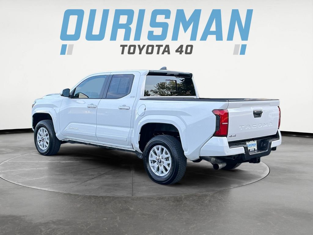 2024 Toyota Tacoma SR5 photo 4