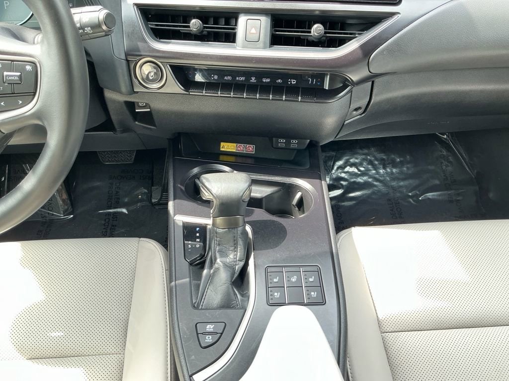 2023 Lexus UX Hybrid 250h Premium - Photo 12