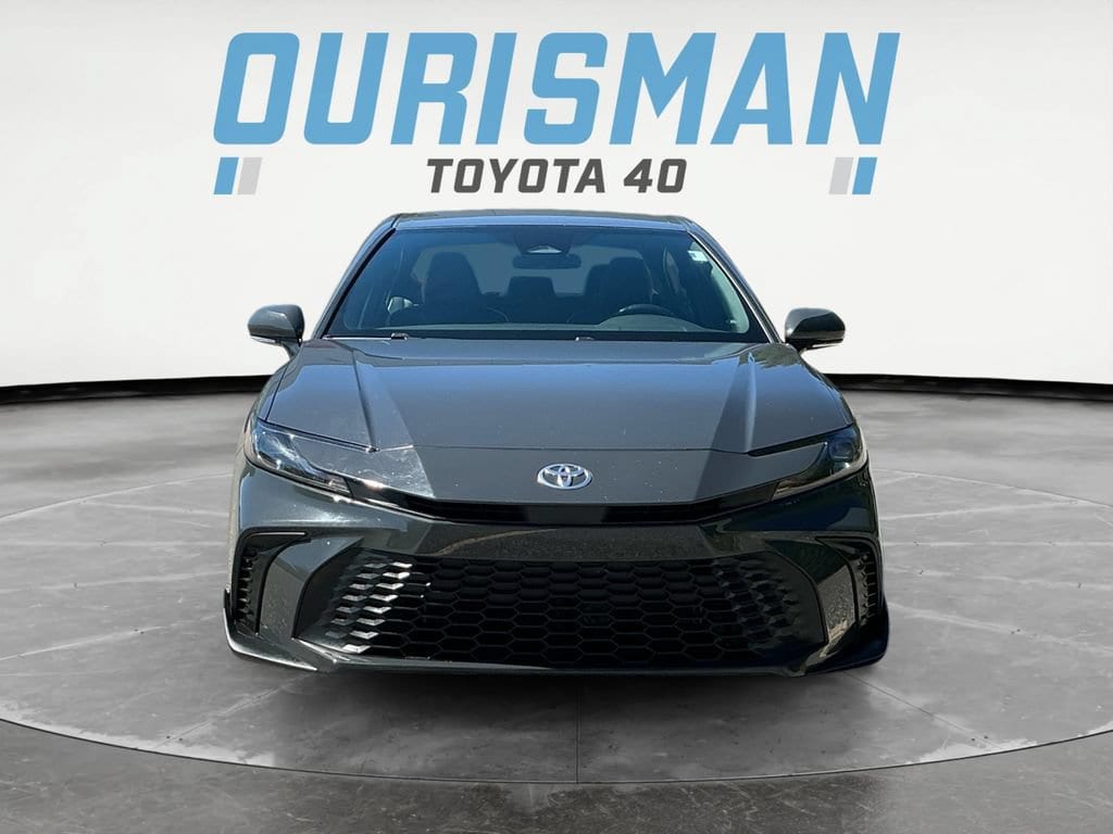 Used 2025 Toyota Camry SE Sedan