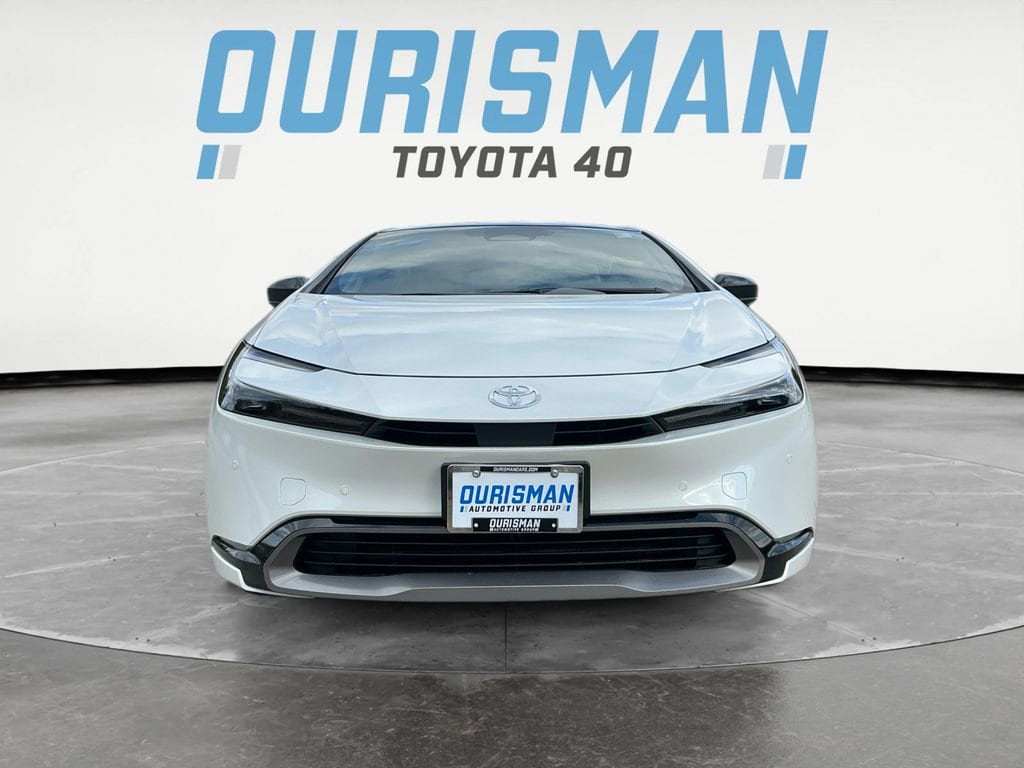 2026 Toyota Prius XLE's photo