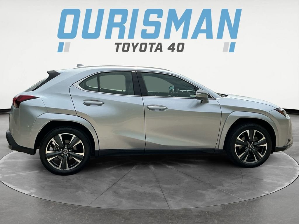 2023 Lexus UX Hybrid 250h Premium - Photo 8
