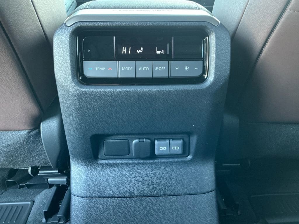 2026 Toyota Land Cruiser Base - Photo 20