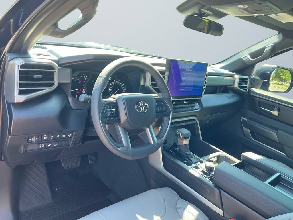2026 Toyota Tundra SR5 - Photo 11