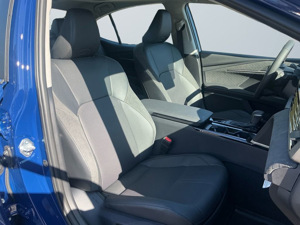 2026 Toyota Camry XLE - Photo 16