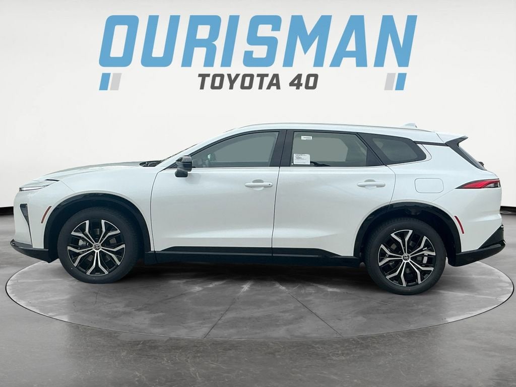 New 2025 Toyota Crown Signia XLE SUV