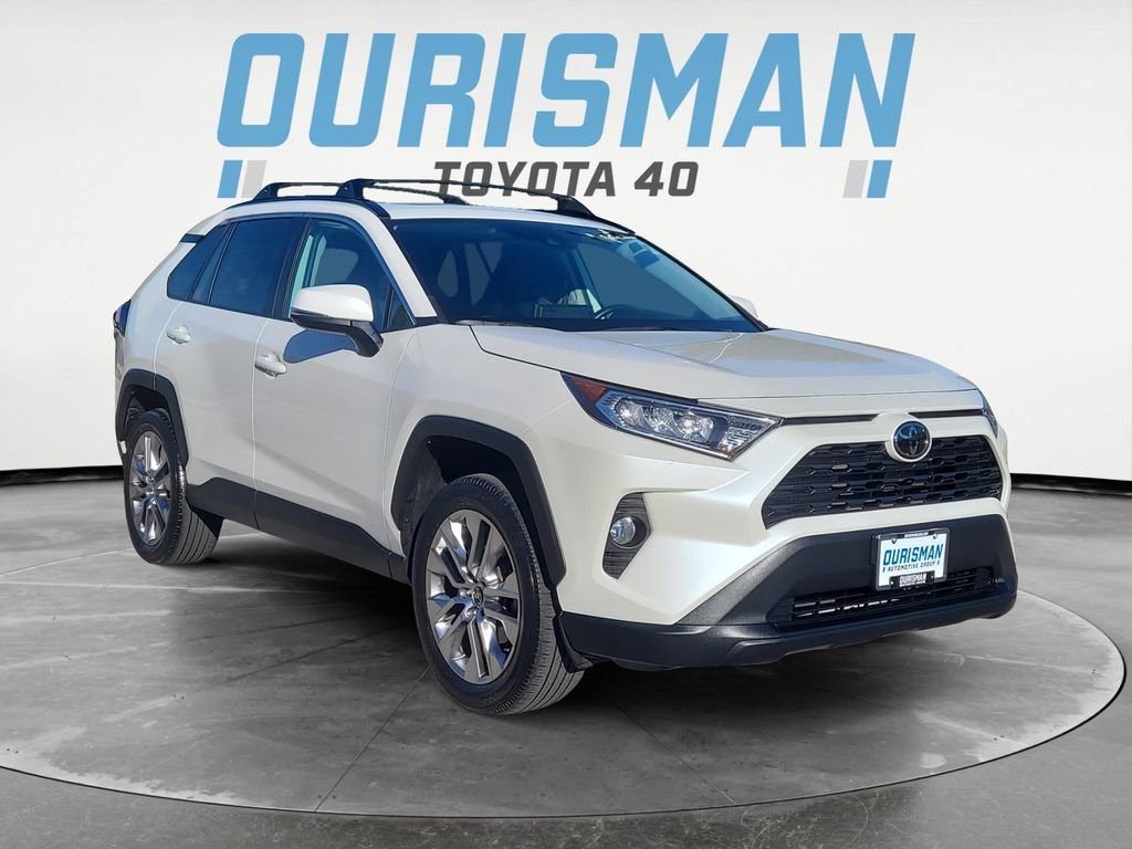 2021 Toyota RAV4 XLE Premium's photo