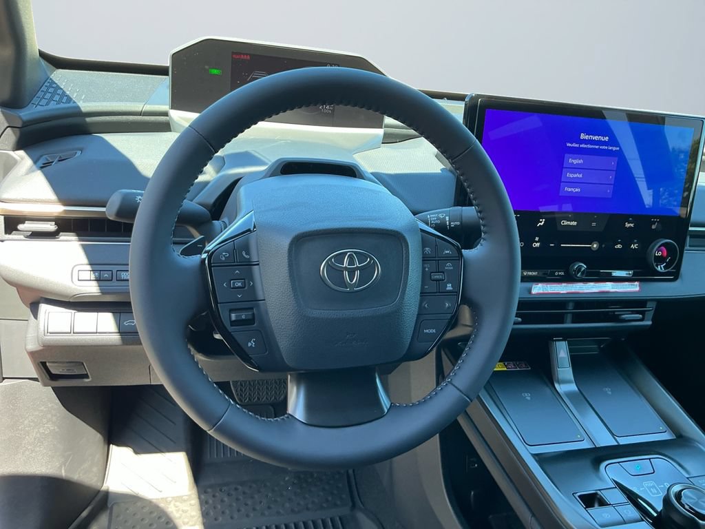 2026 Toyota bZ XLE - Photo 13