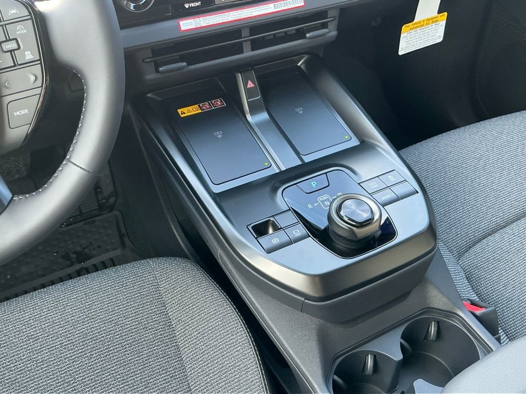 2026 Toyota bZ XLE - Photo 19