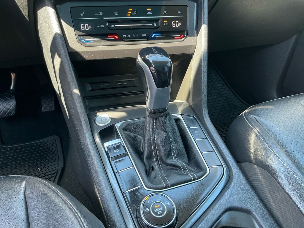 2022 Volkswagen Tiguan SE - Photo 12