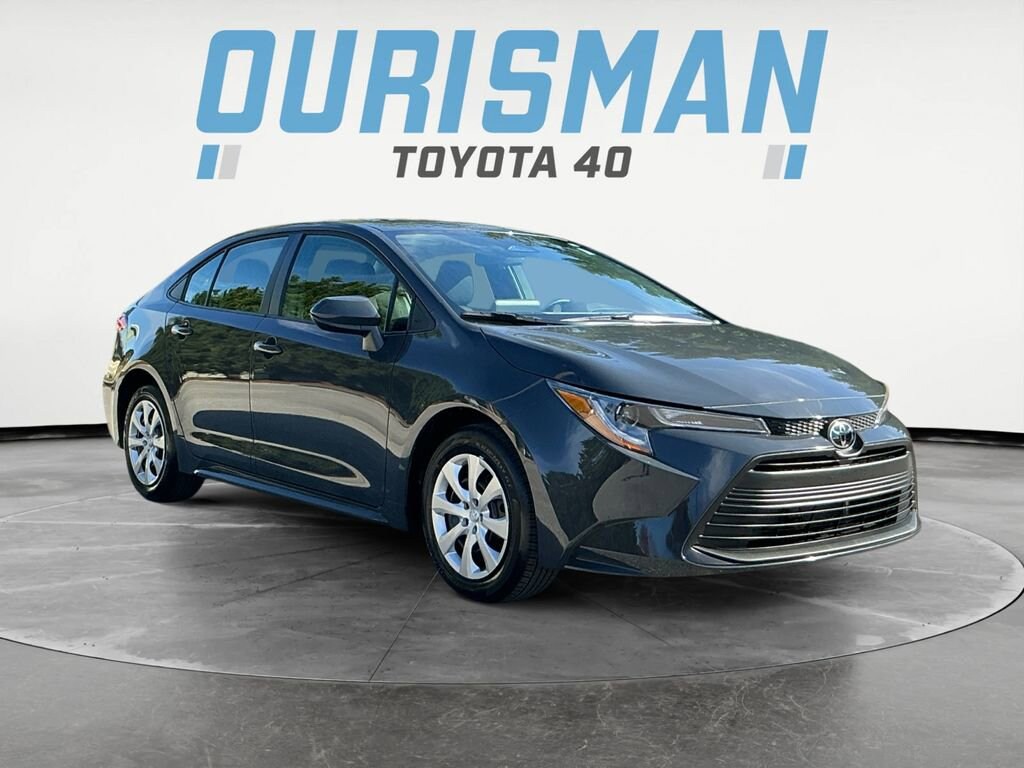 Used 2025 Toyota Corolla LE Sedan