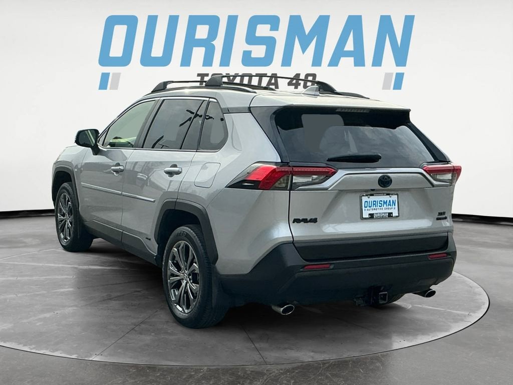 Used 2022 Toyota RAV4 Hybrid XLE SUV