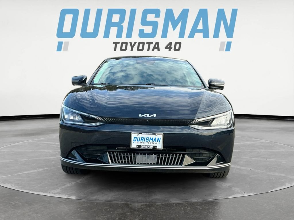 2023 Kia EV6 Wind's photo