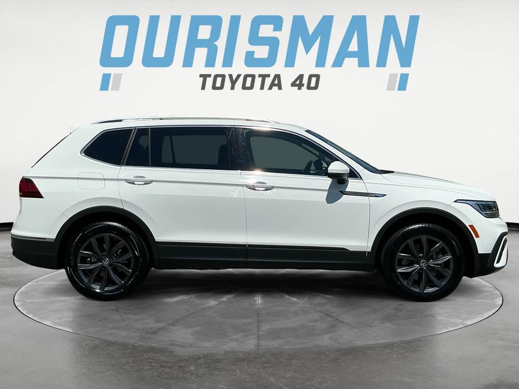 2022 Volkswagen Tiguan SE - Photo 8