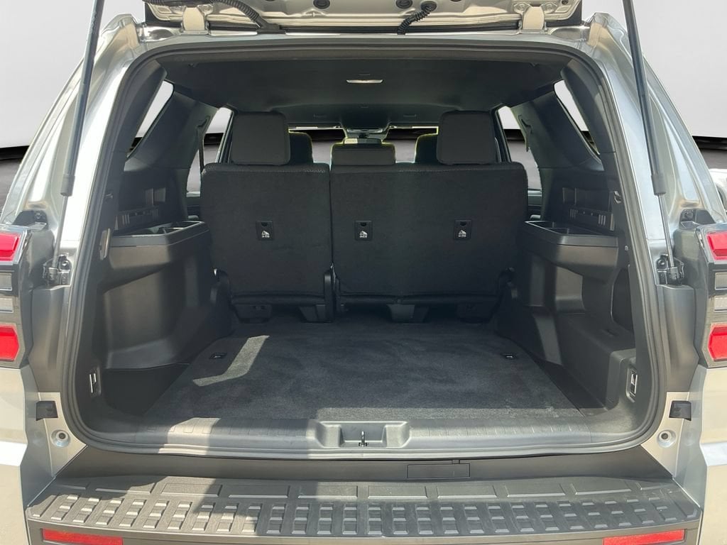 2026 Toyota 4Runner SR5 - Photo 18