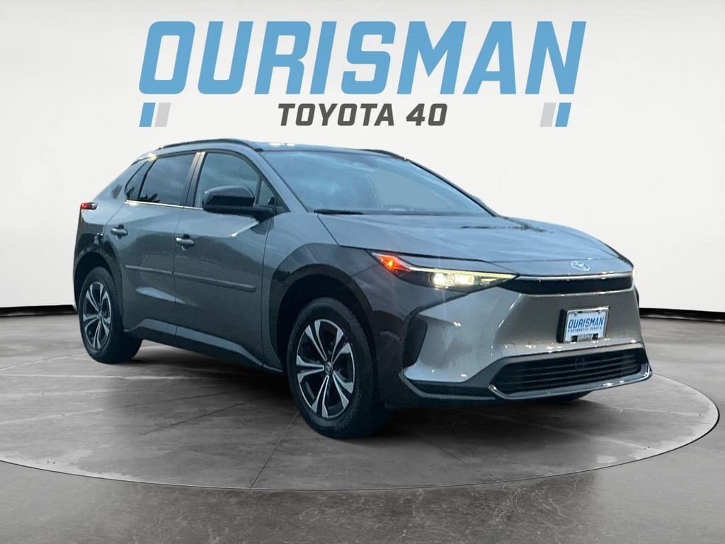 2024 Toyota bZ4X XLE's photo