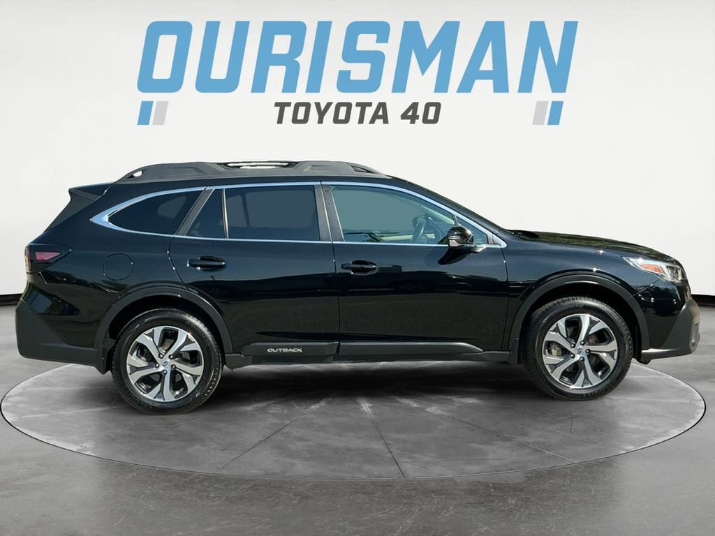 2022 Subaru Outback Limited - Photo 8