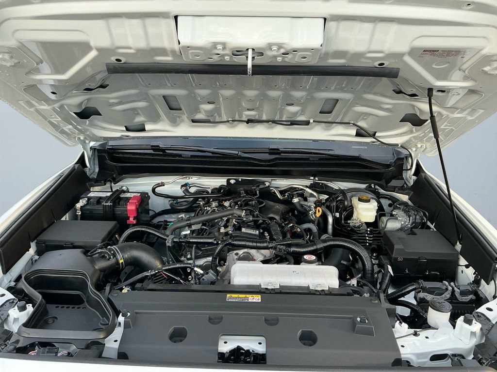 2026 Toyota Tacoma SR5 - Photo 18