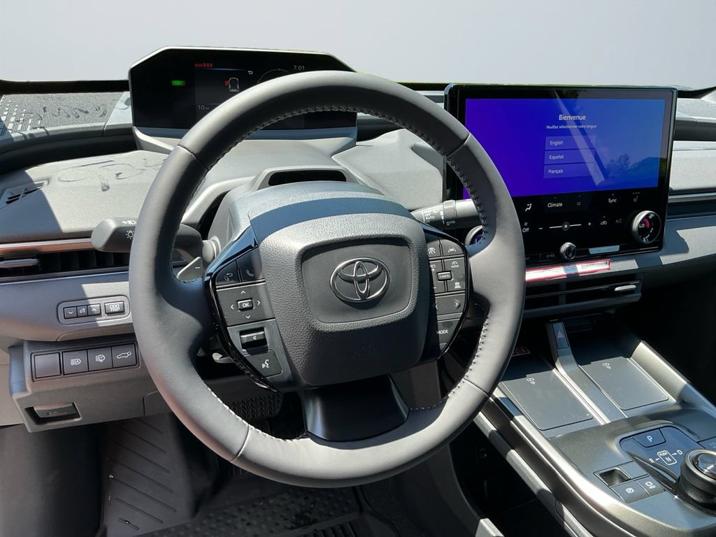 2026 Toyota bZ XLE - Photo 13