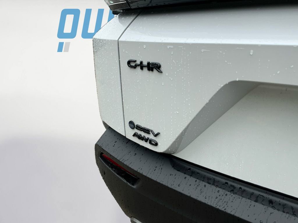 2026 Toyota C-HR SE - Photo 23