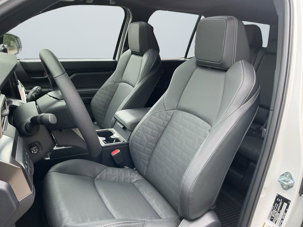 2026 Toyota 4Runner TRD Off-Road - Photo 10