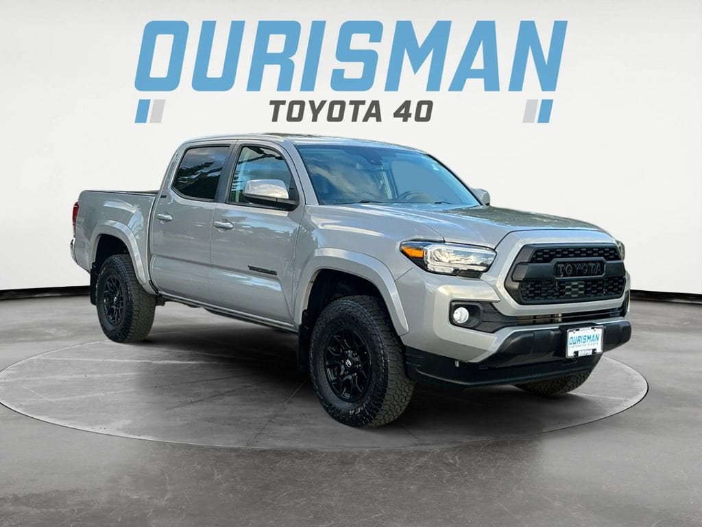 2020 Toyota Tacoma SR5's photo