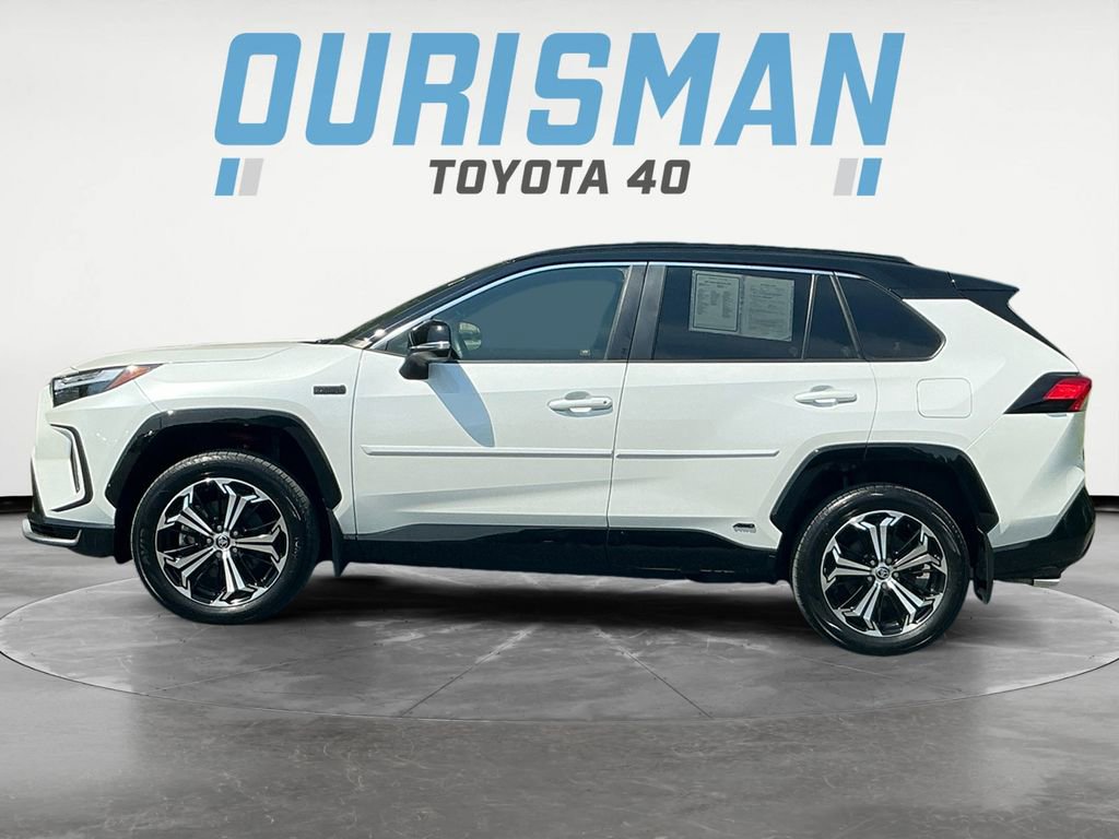 2023 Toyota RAV4 Prime XSE photo 3