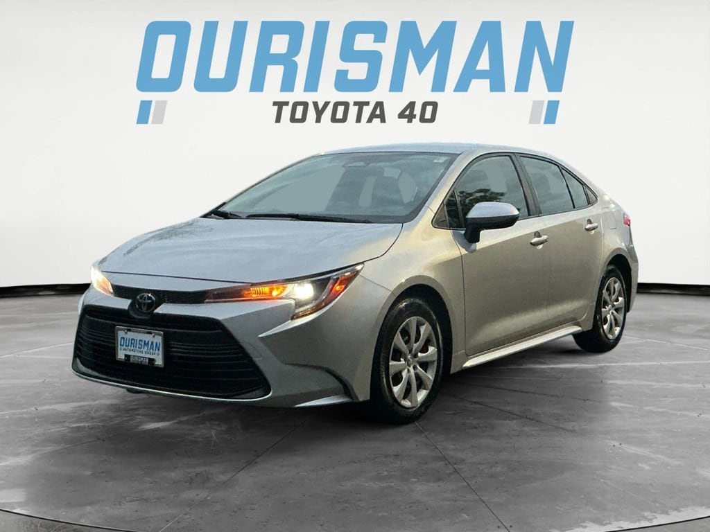 Used 2023 Toyota Corolla LE with VIN JTDB4MEE7PJ006195 for sale in Northfield, Minnesota