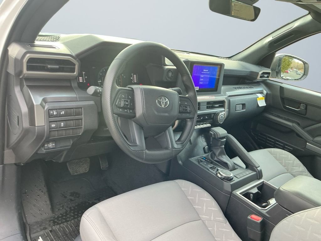 2026 Toyota Tacoma SR5 - Photo 11