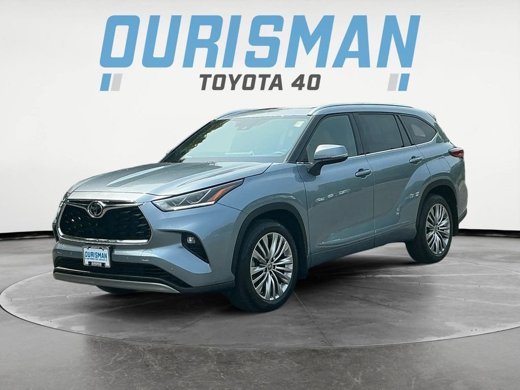 Used 2022 Toyota Highlander Platinum with VIN 5TDFZRBHXNS190983 for sale in Frederick, MD