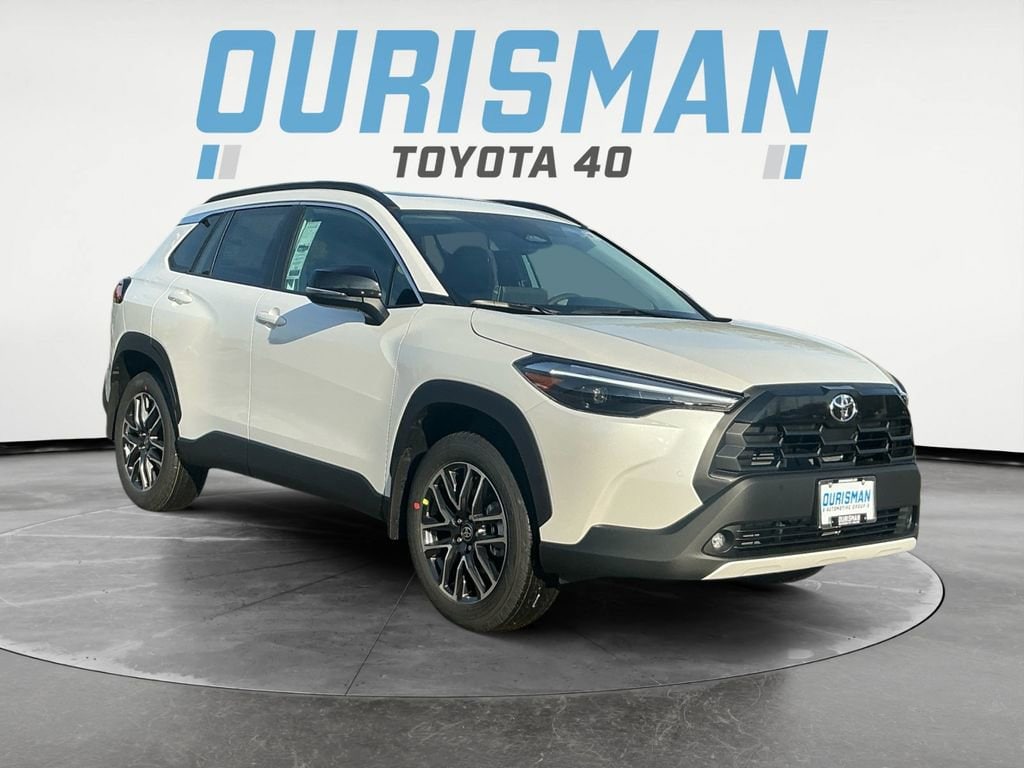 2026 Toyota Corolla Cross XLE's photo