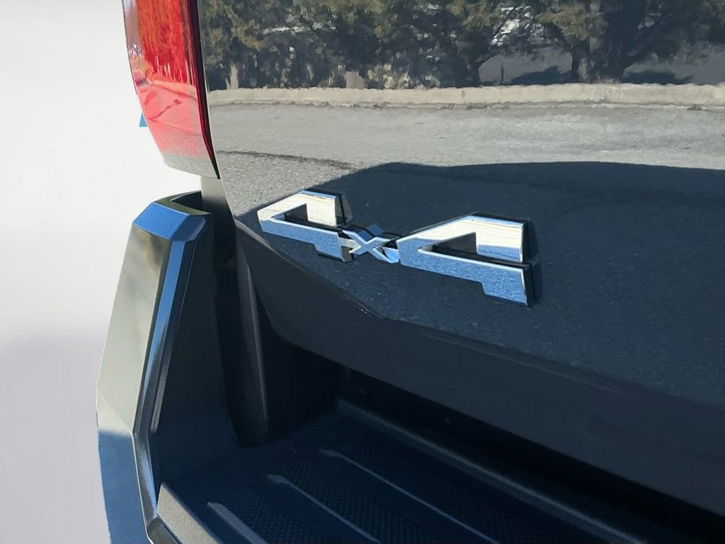 2026 Toyota Tacoma SR5 - Photo 22