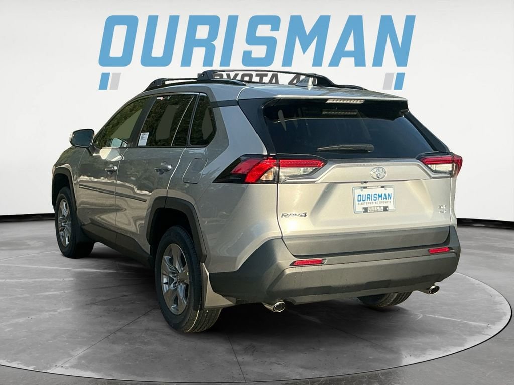 New 2025 Toyota RAV4 XLE SUV