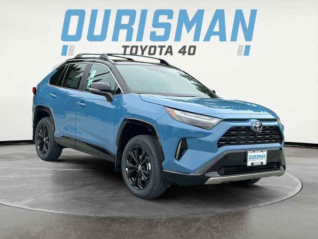 2025 Toyota RAV4 XSE's photo