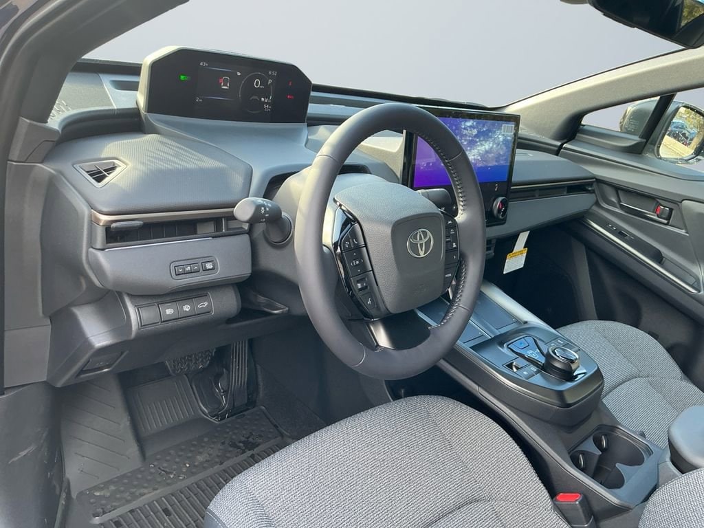 2026 Toyota bZ XLE - Photo 11