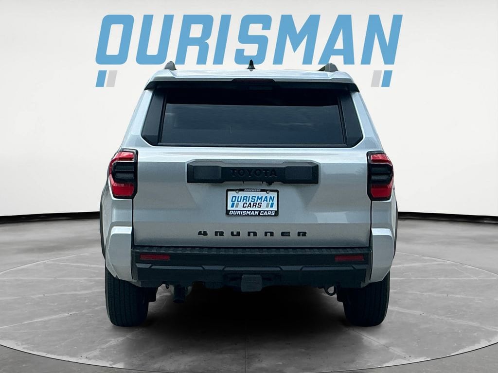 2026 Toyota 4Runner SR5 - Photo 7