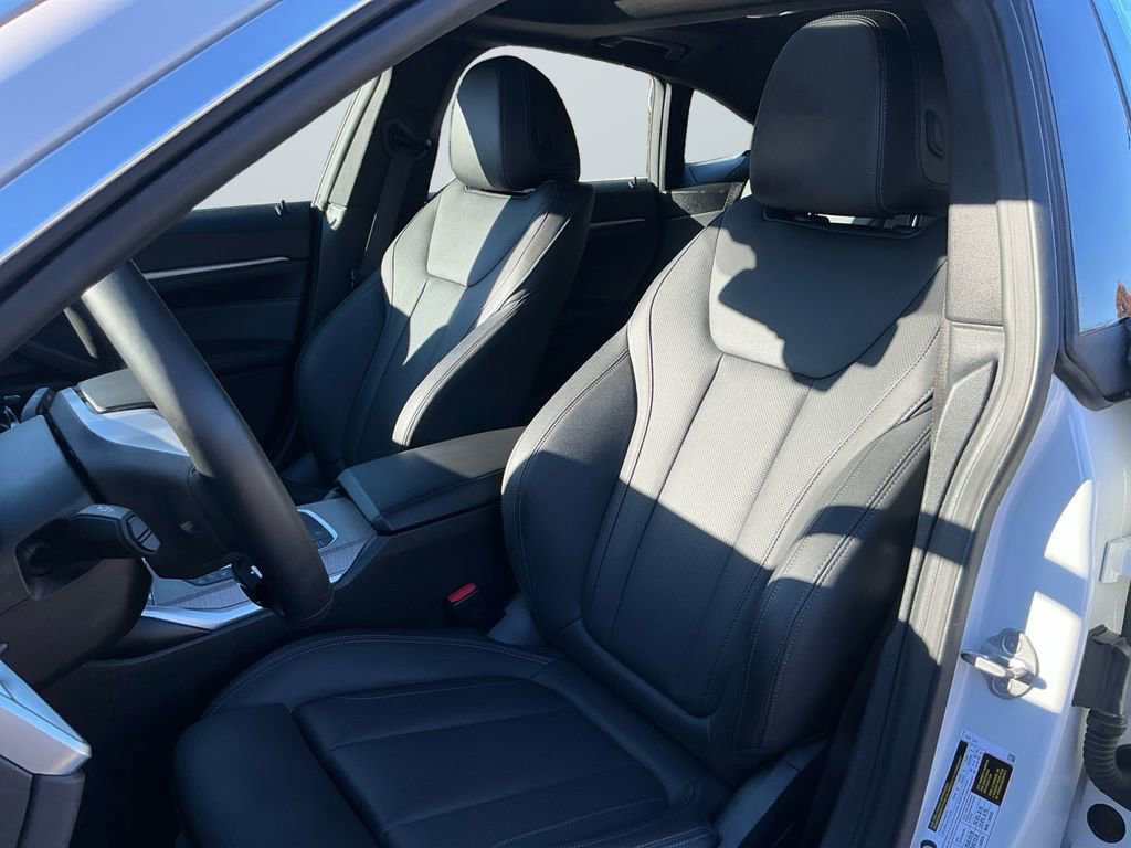 2025 BMW i4 40 - Photo 10