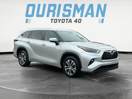 2023 Toyota Highlander XLE SUV 2023 Toyota Highlander XLE SUV