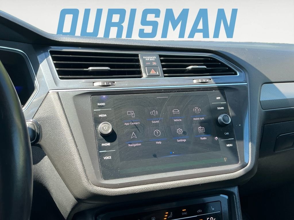 2022 Volkswagen Tiguan SE - Photo 21