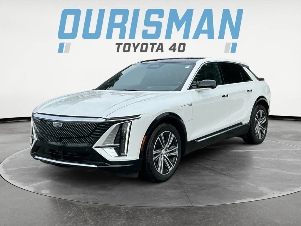 Used 2024 Cadillac Lyriq Luxury SUV