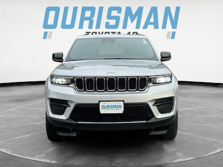 2025 Jeep Grand Cherokee Laredo SUV