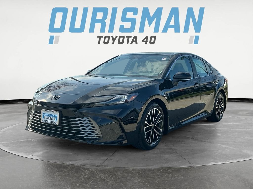 Used 2025 Toyota Camry XLE Sedan