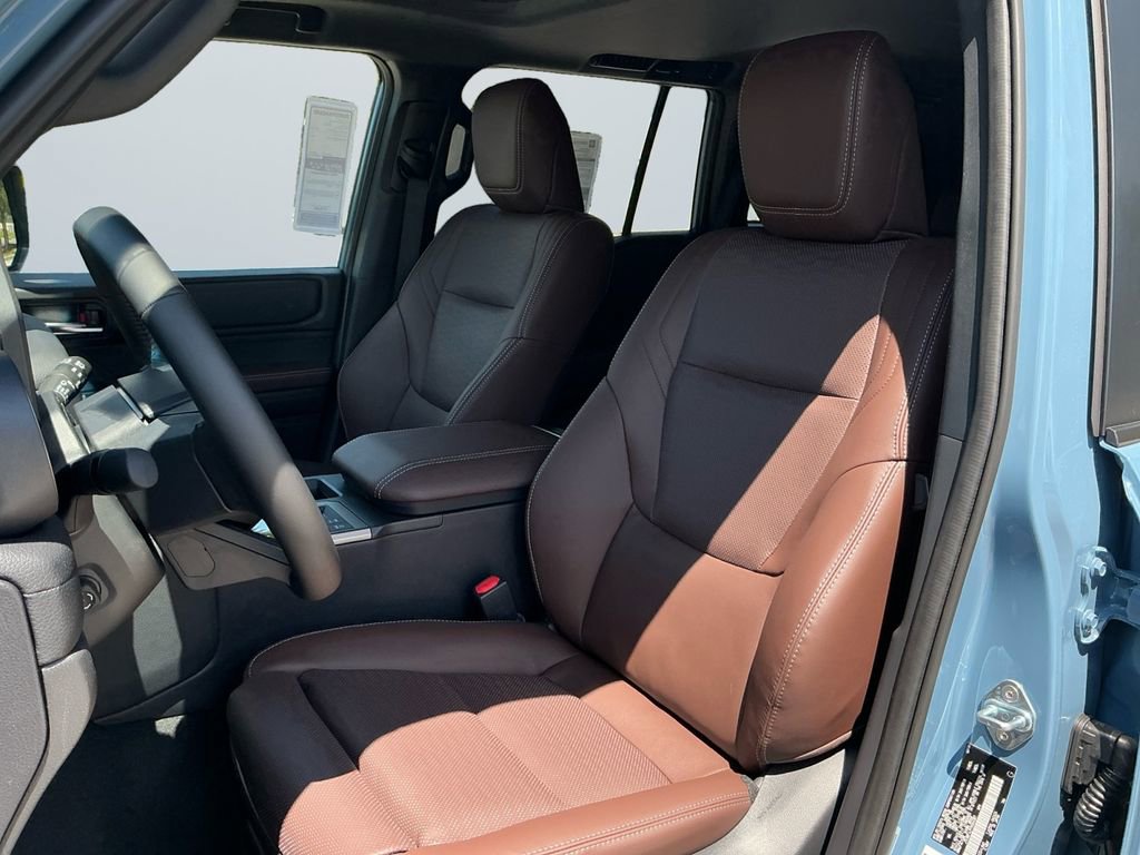 2026 Toyota Land Cruiser Base - Photo 10