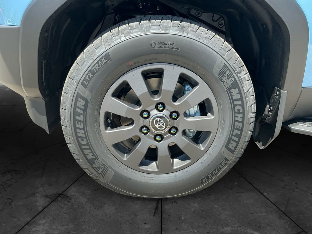2026 Toyota Land Cruiser Base - Photo 15